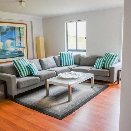 Demure Charm 4 Bedrooms ราย ภายนอก รูปภาพ
