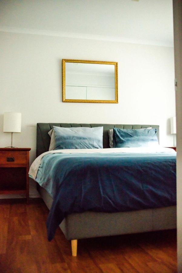 Demure Charm 4 Bedrooms ราย ภายนอก รูปภาพ