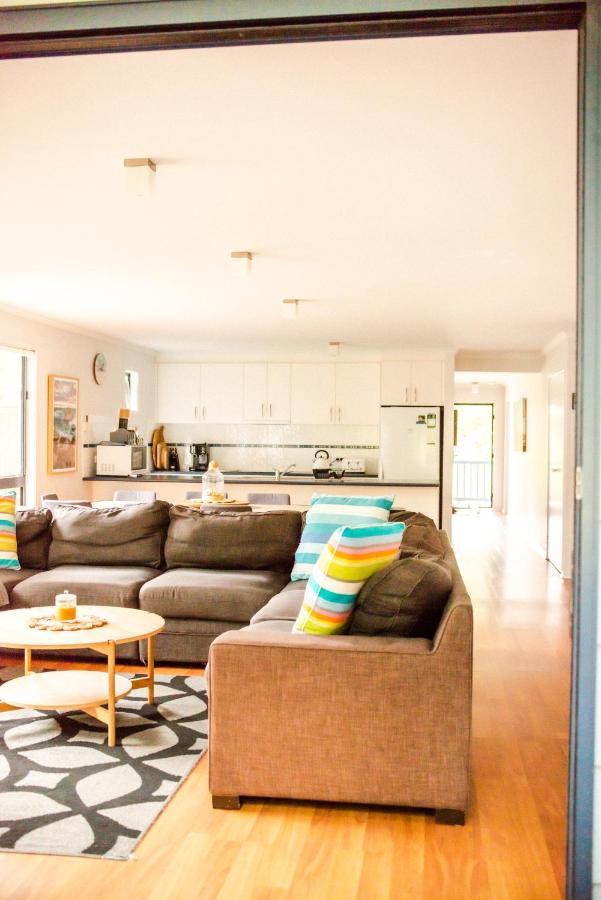 Demure Charm 4 Bedrooms ราย ภายนอก รูปภาพ